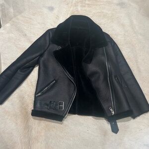 Faux Leather with Fur Inside Zips with waist Belt and Zip Pockets  SZ M